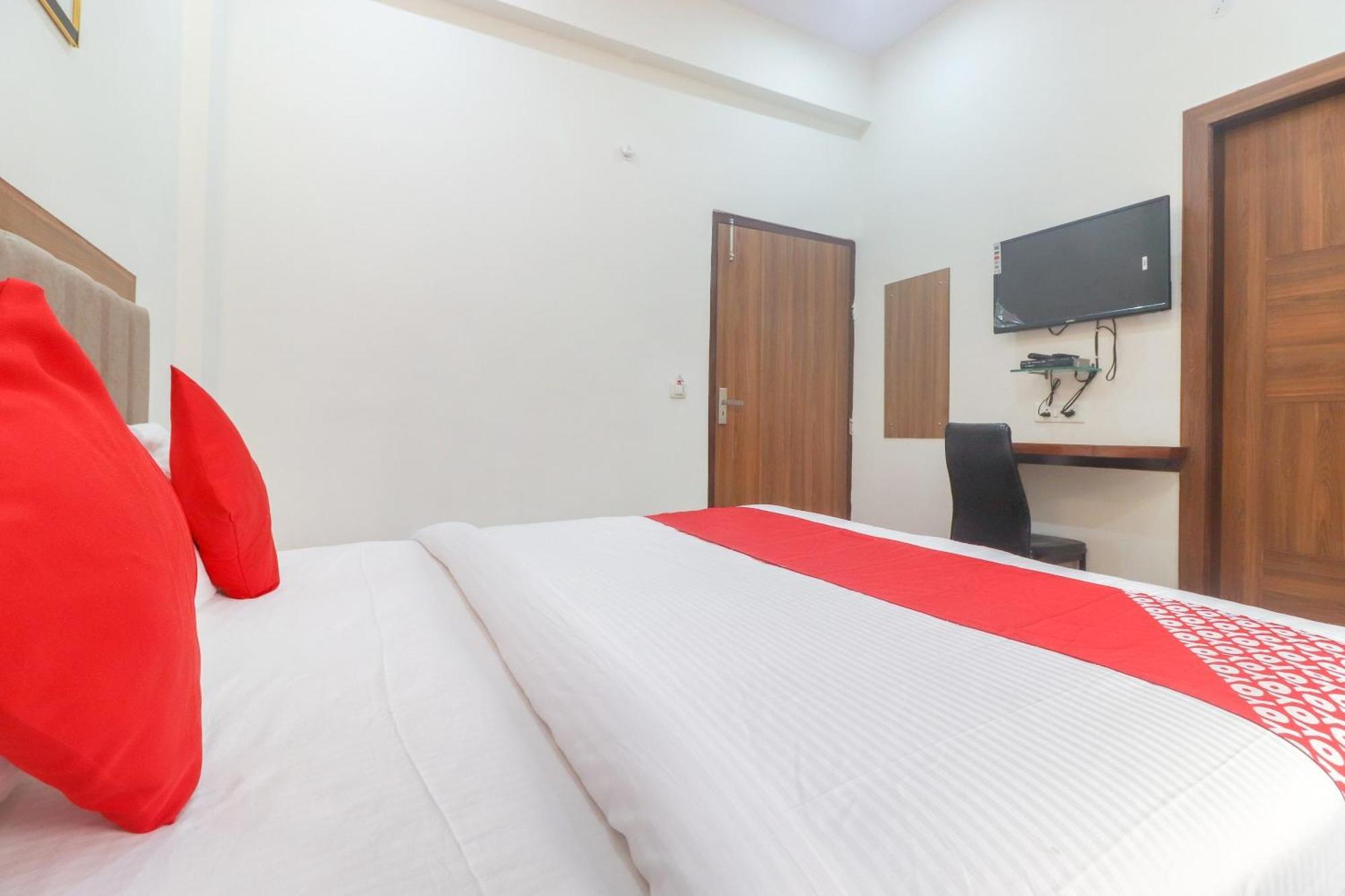 Hotel O Taj Classic Tājganj Extérieur photo