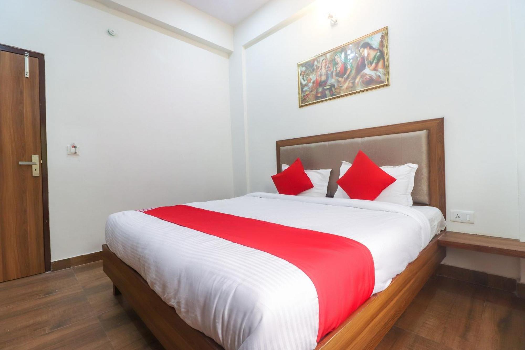 Hotel O Taj Classic Tājganj Extérieur photo