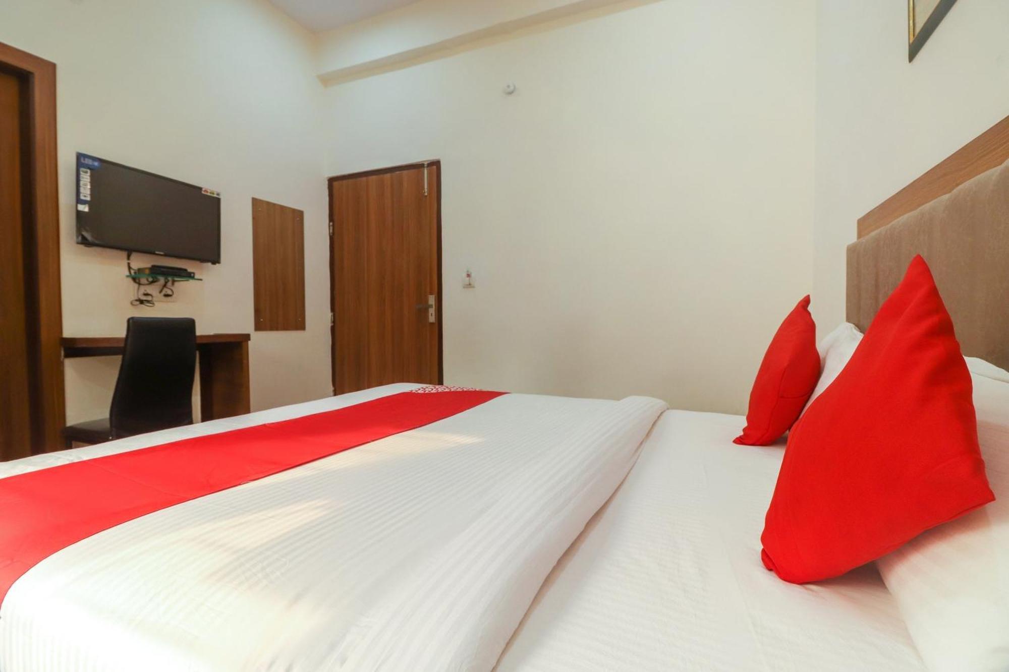Hotel O Taj Classic Tājganj Extérieur photo